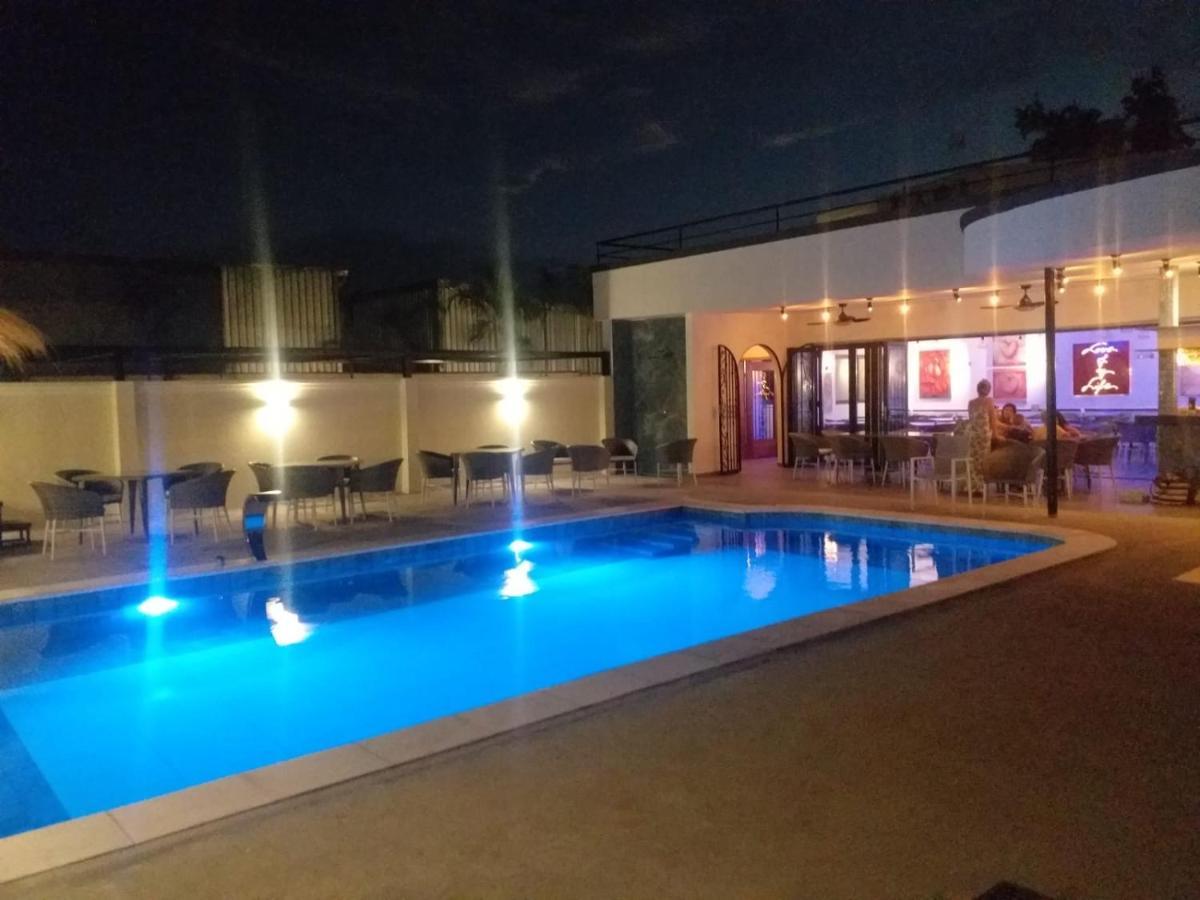 Hotel Oasis-Dream Holidays - La Petite France San Bernardino Exterior photo