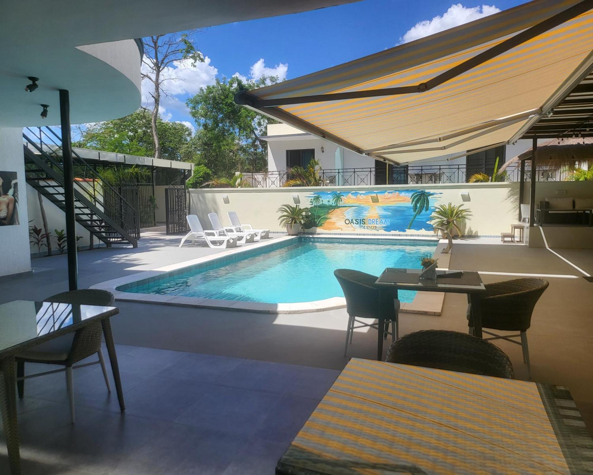 Hotel Oasis-Dream Holidays - La Petite France San Bernardino Exterior photo