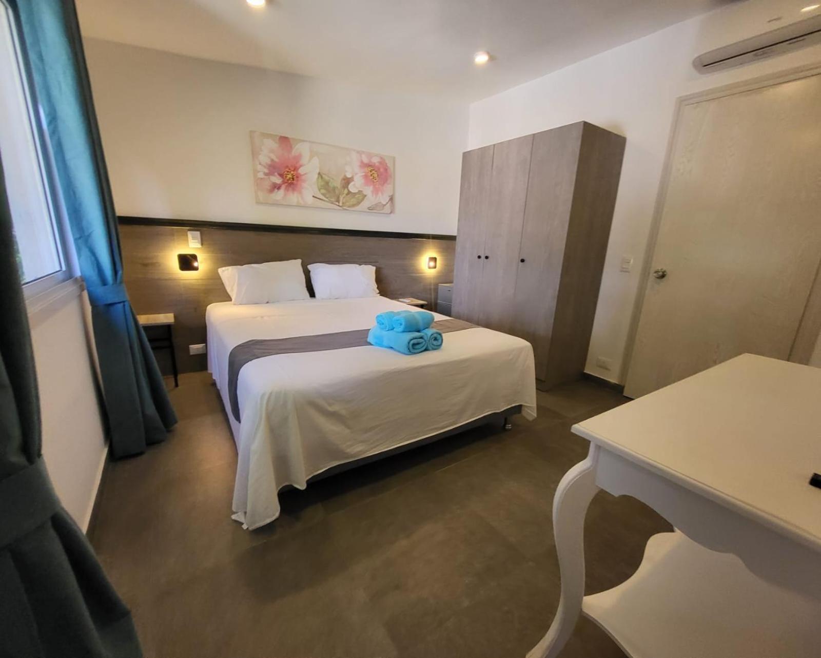 Hotel Oasis-Dream Holidays - La Petite France San Bernardino Exterior photo